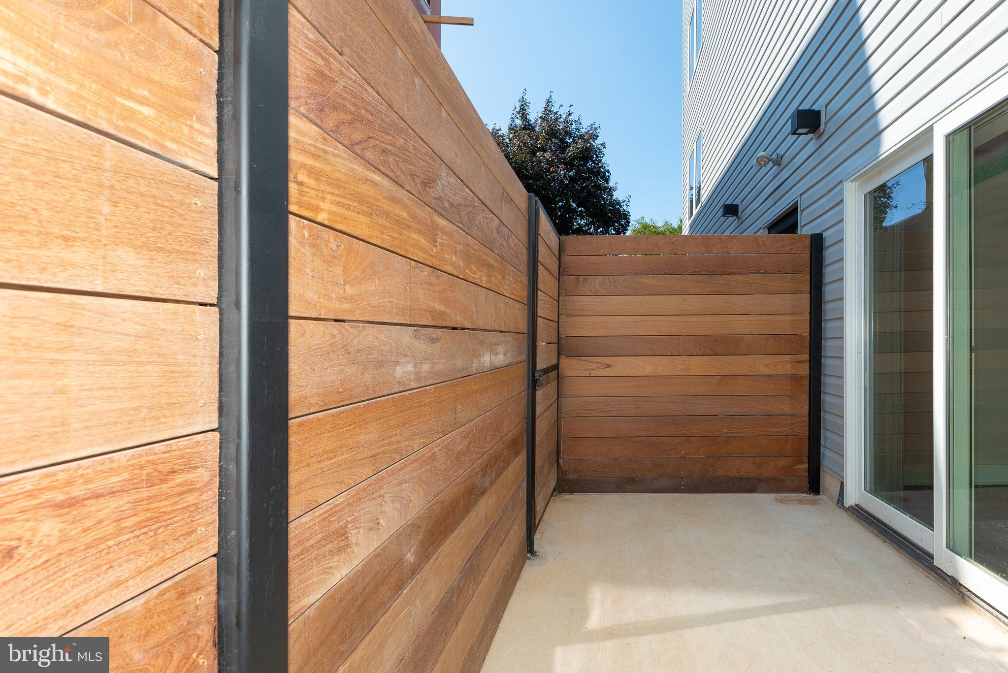 817 N 20TH ST #UNIT 1