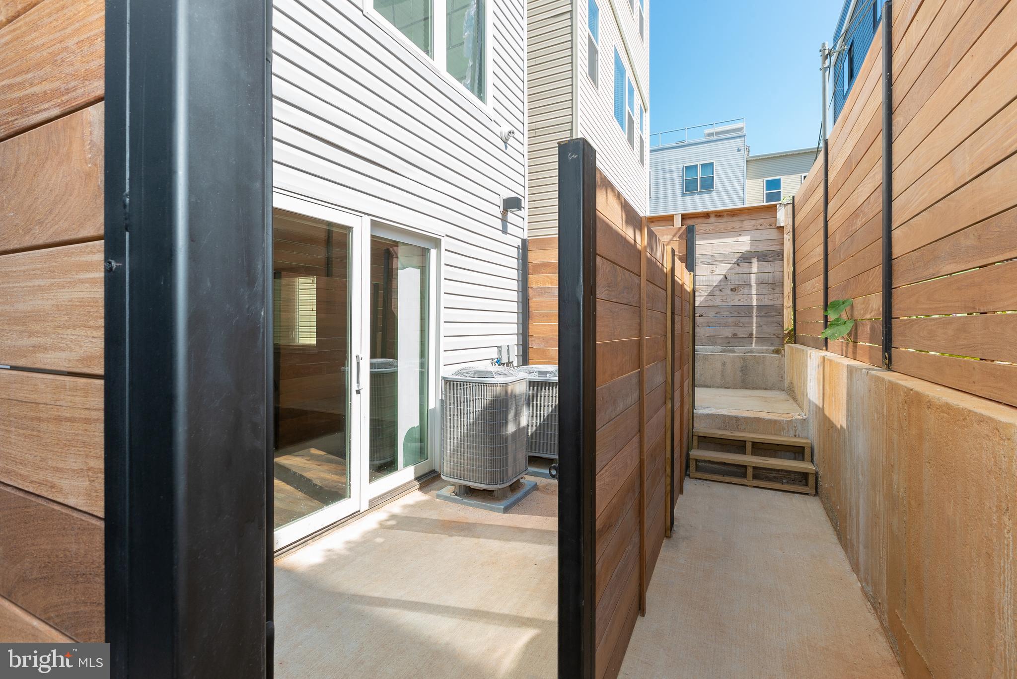 817 N 20TH ST #UNIT 1