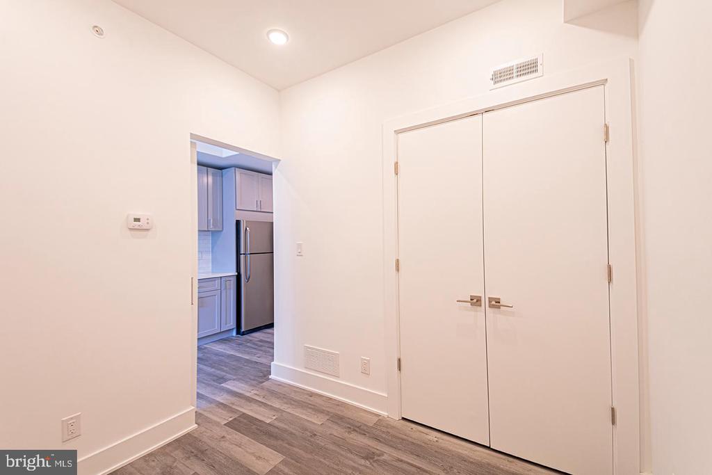 1245 RIDGE AVE #UNIT 402