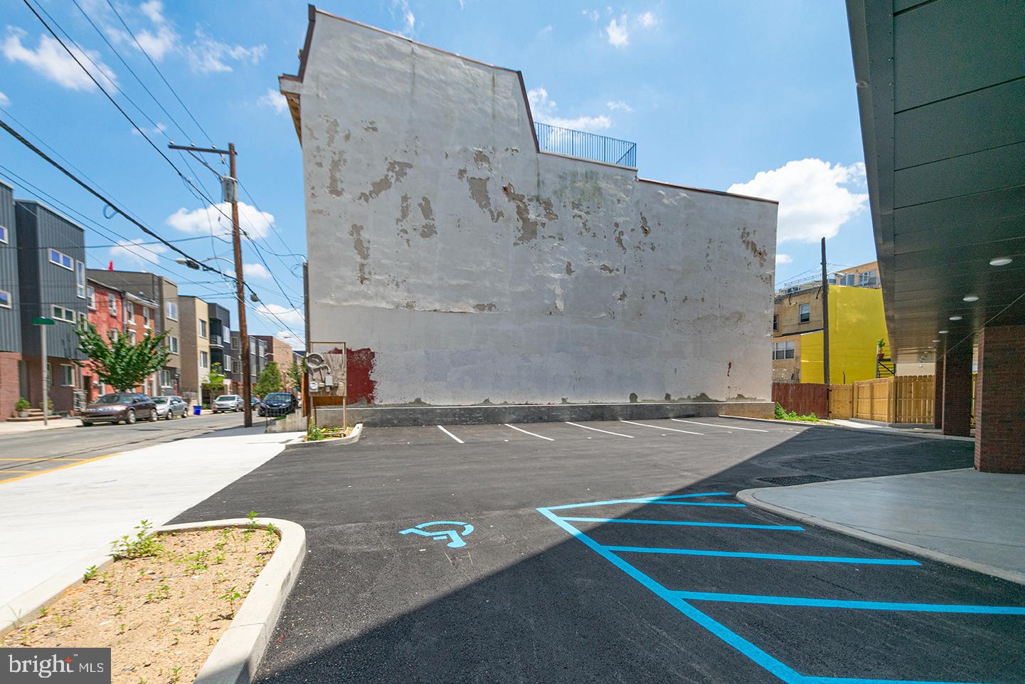 1245 RIDGE AVE #UNIT 402