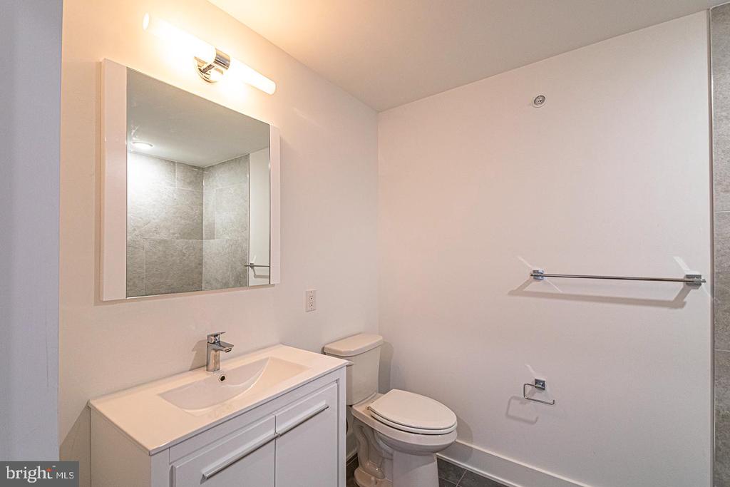 1245 RIDGE AVE #UNIT 402