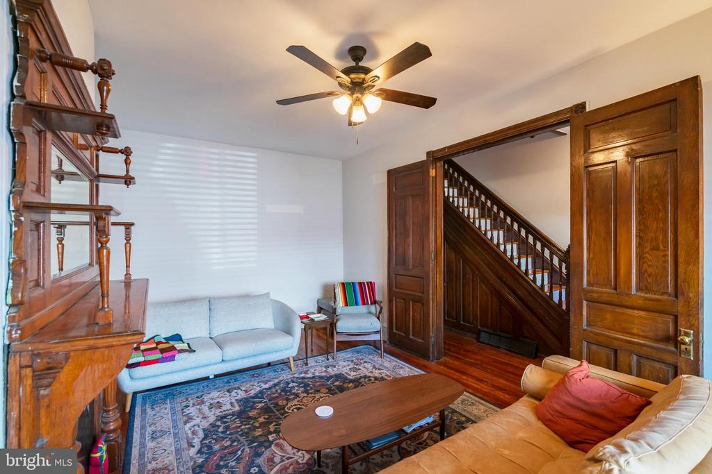 3830 MANAYUNK AVE