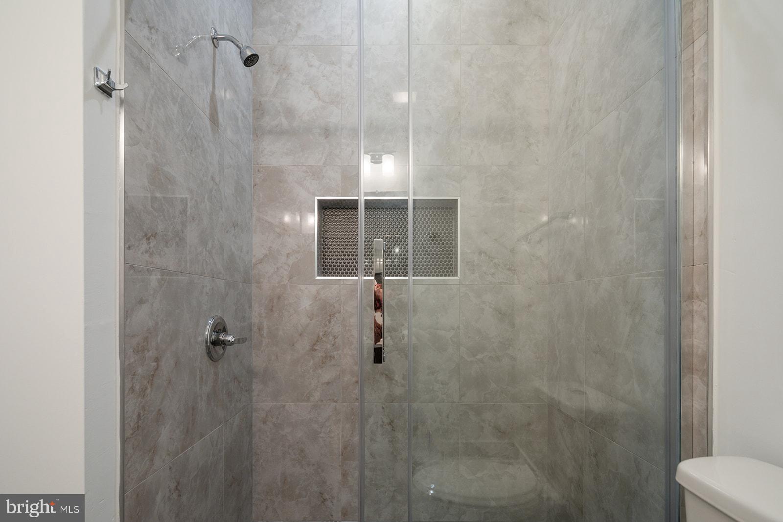 2032 E SUSQUEHANNA AVE #B