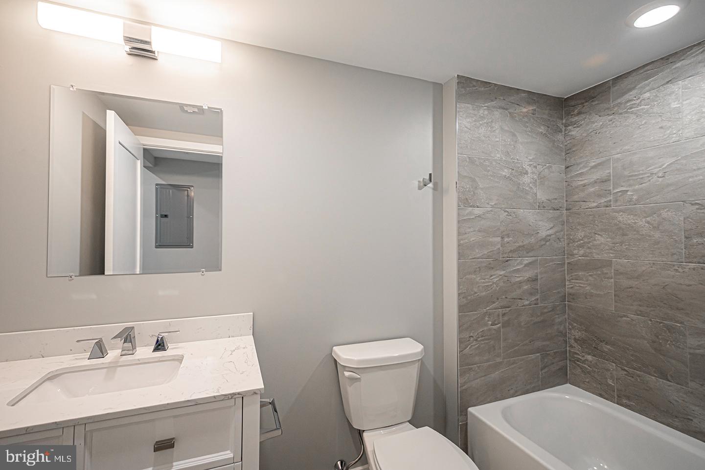 746 S 16TH ST #UNIT 3C