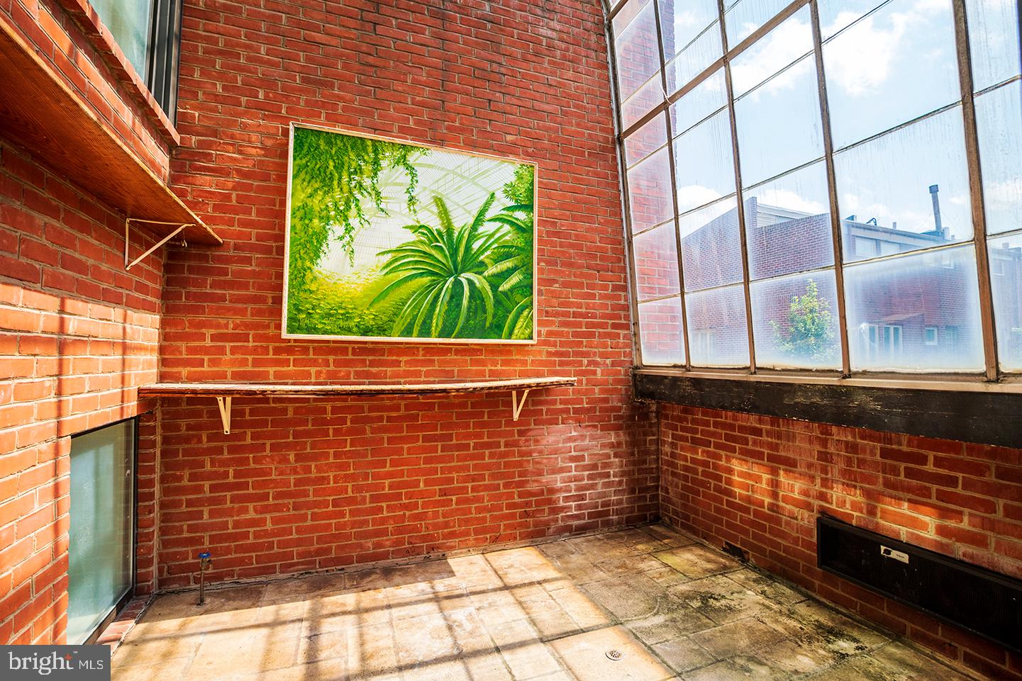 107 LOMBARD ST #UNIT B