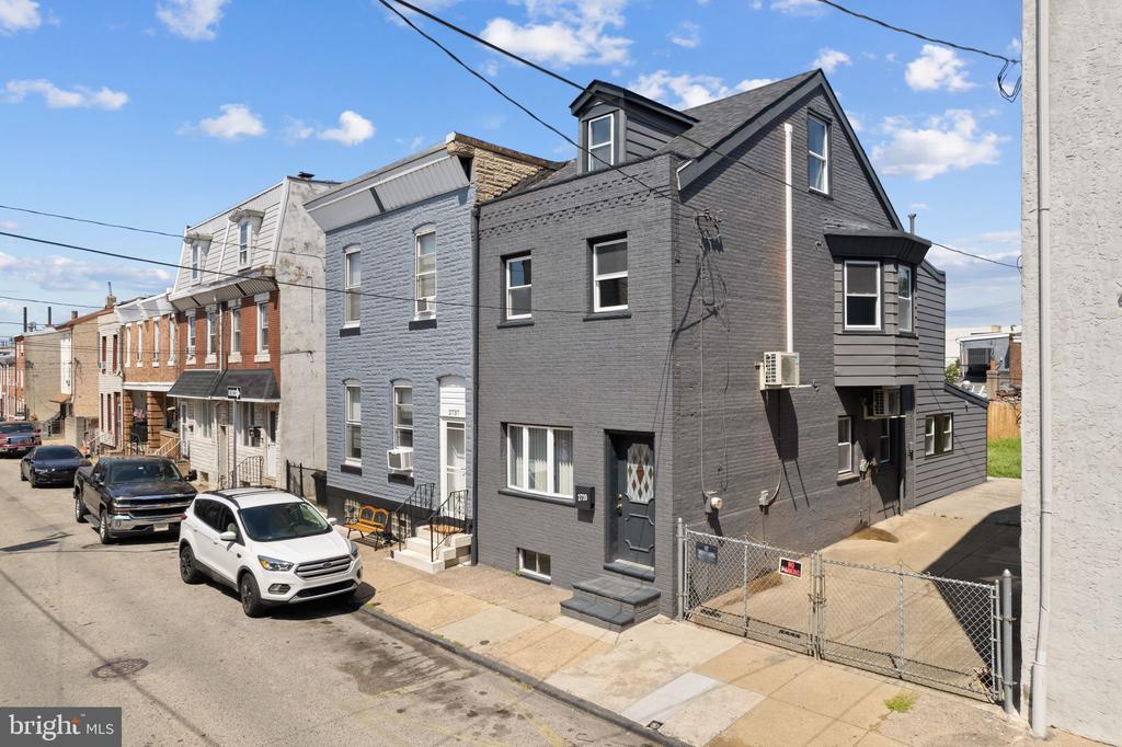 2739-41 Pratt St