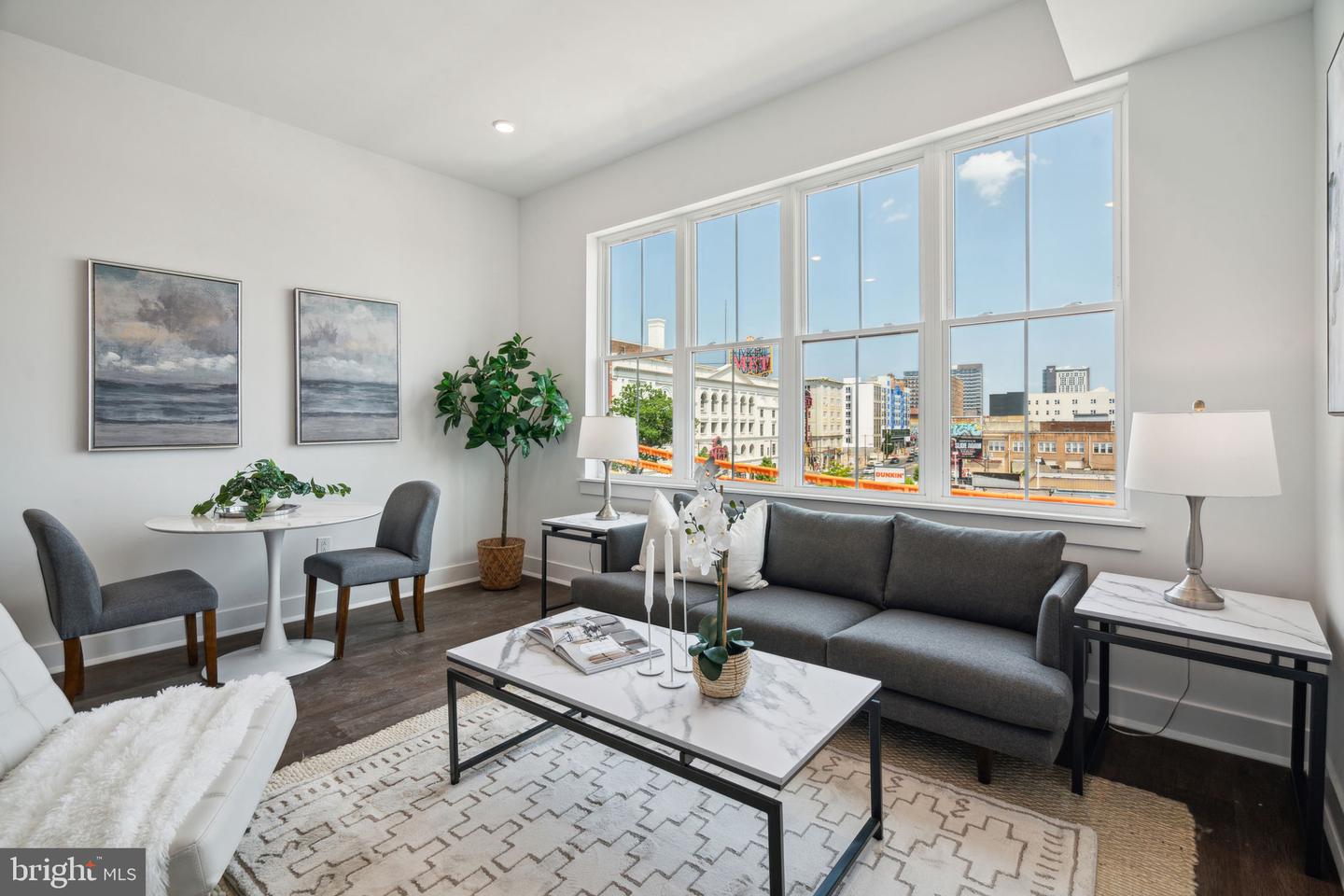 813 BROAD ST #ONE BEDROOM