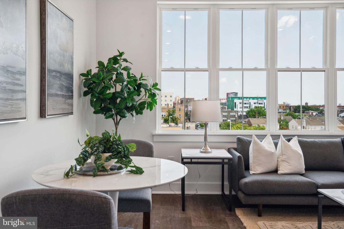 813 BROAD ST #ONE BEDROOM