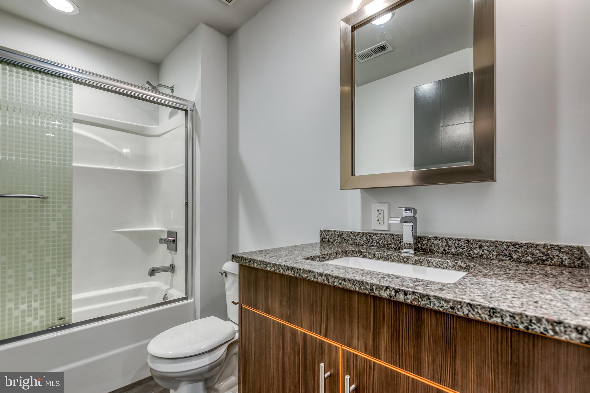 4800 BROWN ST #UNIT 305