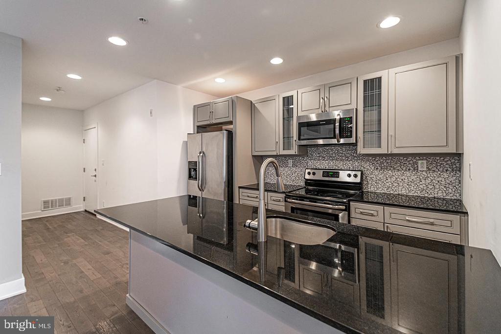 135 N 3RD ST #UNIT 3A