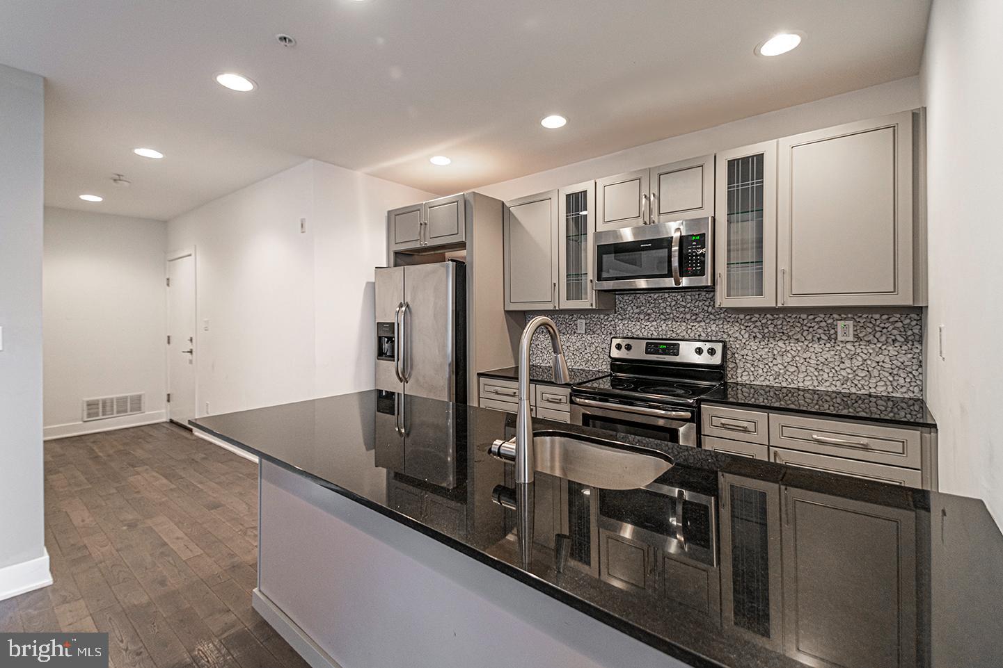 135 N 3RD ST #UNIT 3A