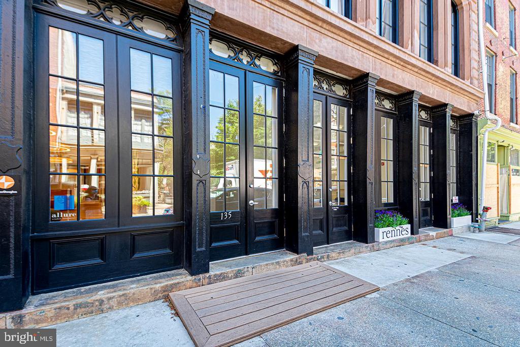 135 N 3RD ST #UNIT 3A