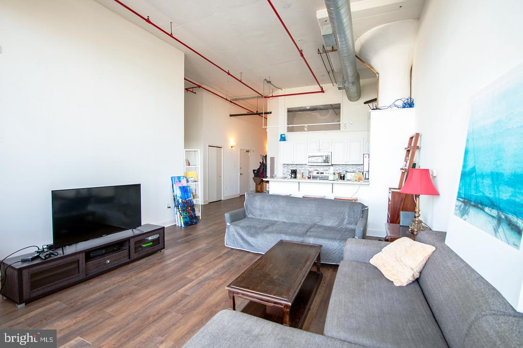 720 N 5TH ST #UNIT 401
