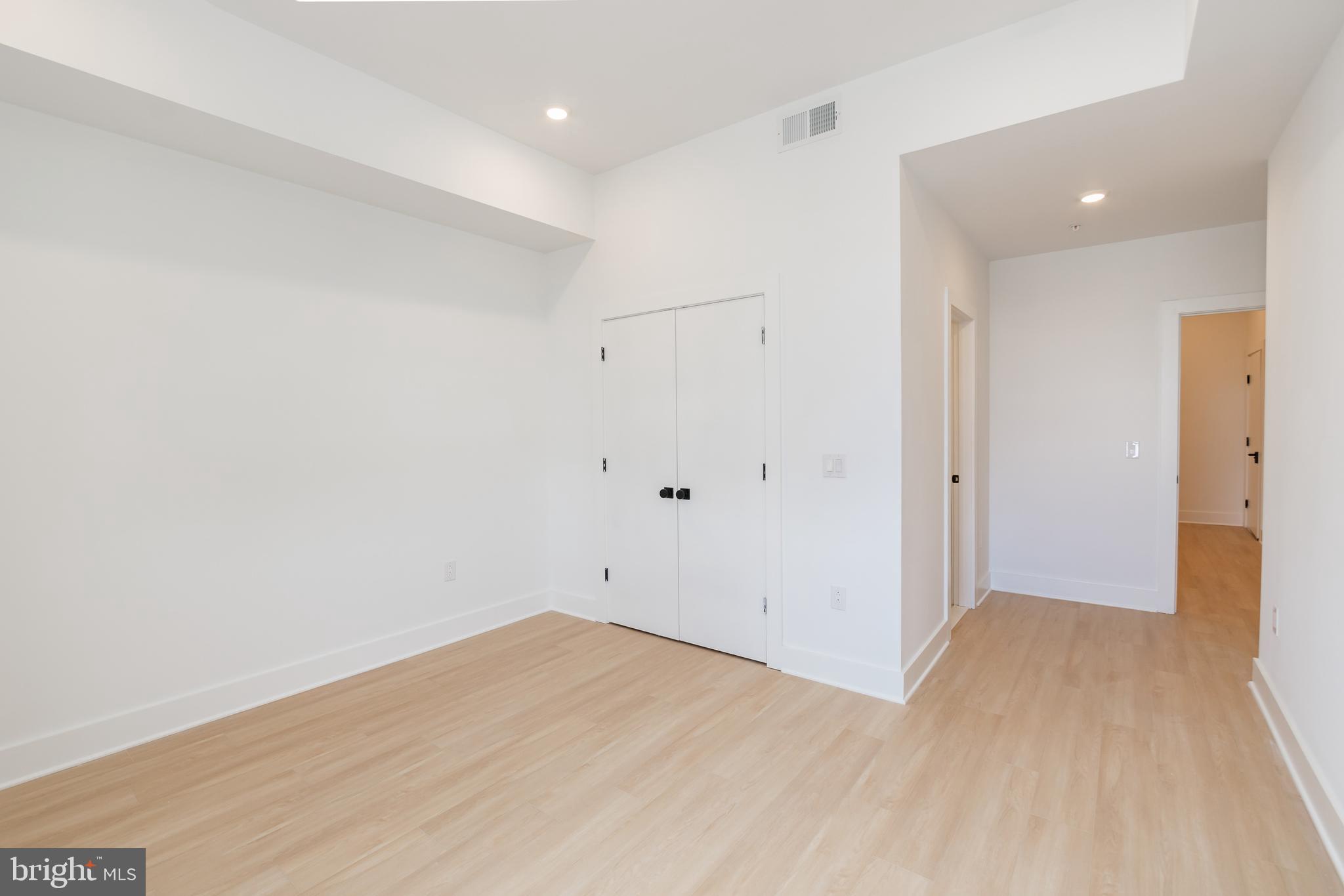 4408 LANCASTER AVE #UNIT 201