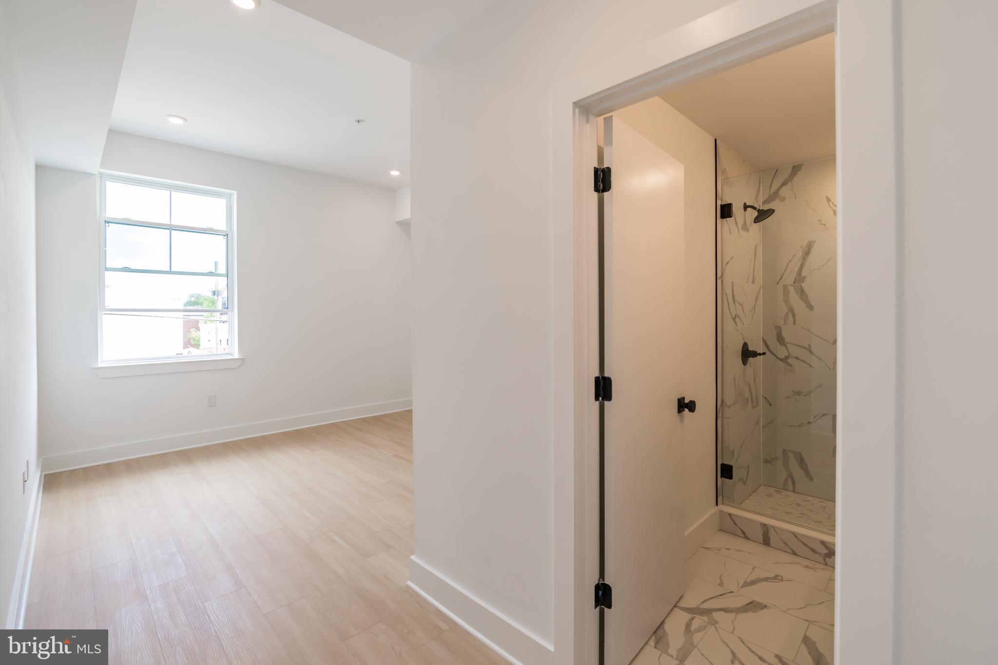 4408 LANCASTER AVE #UNIT 201