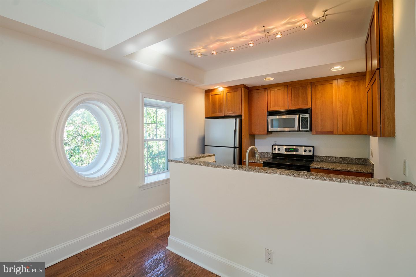 2134 PINE ST #UNIT 6