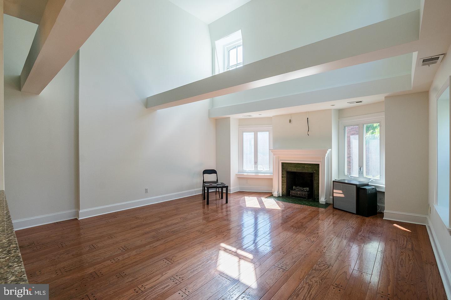 2134 PINE ST #UNIT 6