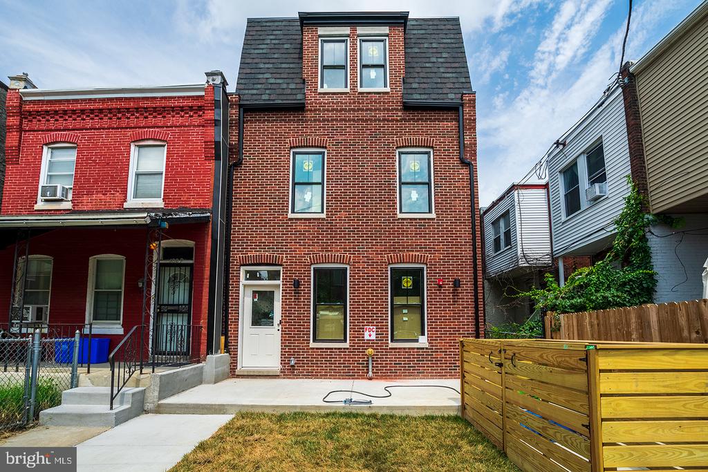 5007 PENTRIDGE ST #UNIT LR