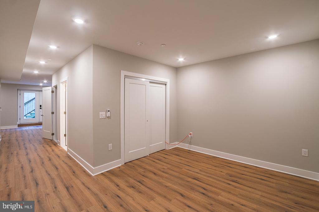 5007 PENTRIDGE ST #UNIT LR
