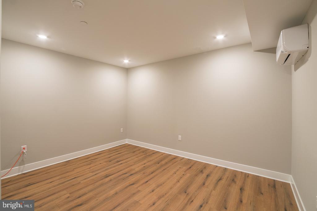 5007 PENTRIDGE ST #UNIT LR