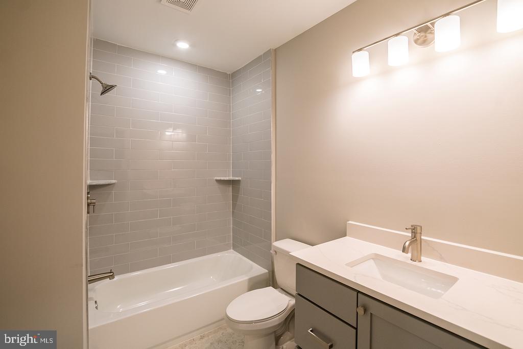 5007 PENTRIDGE ST #UNIT LR