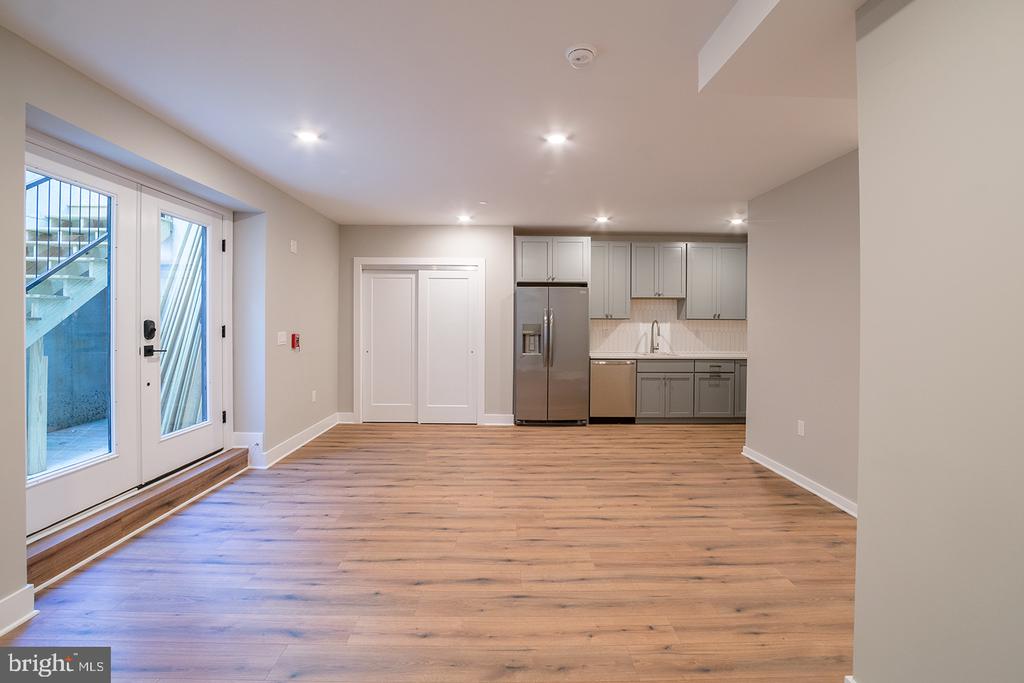 5007 PENTRIDGE ST #UNIT LR