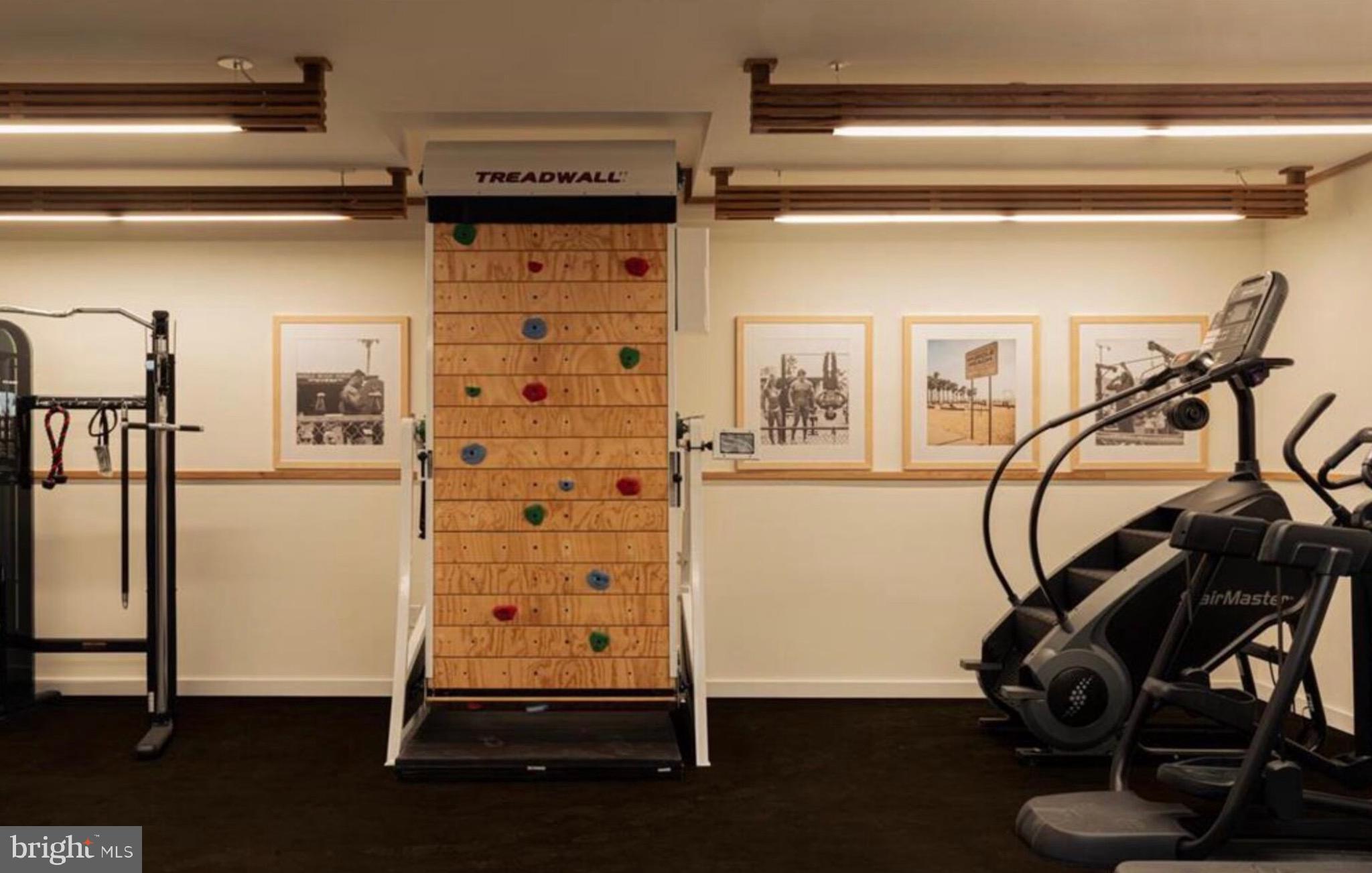 1701-17 N 2ND ST #404