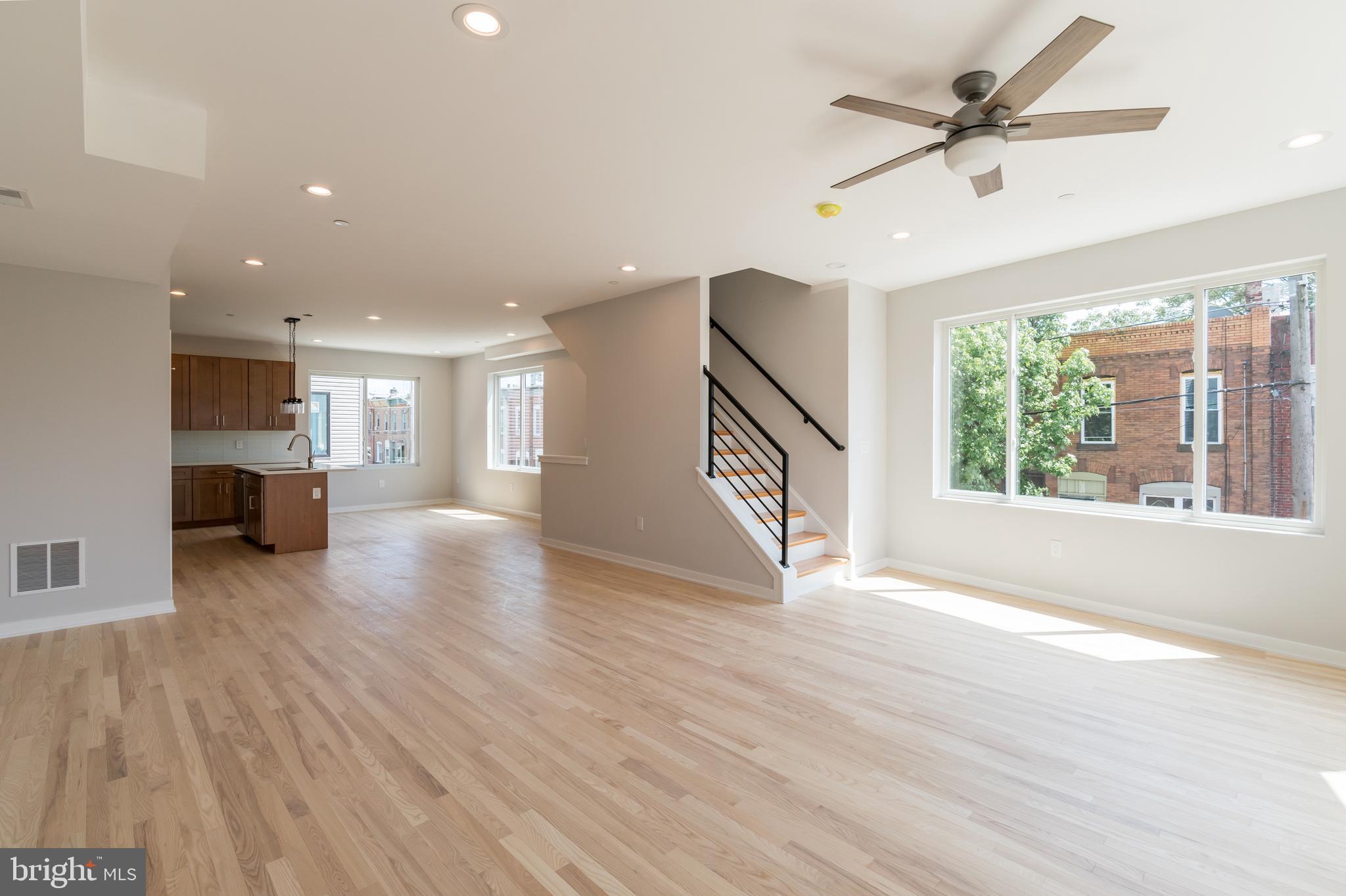 1349 S MYRTLEWOOD AVE