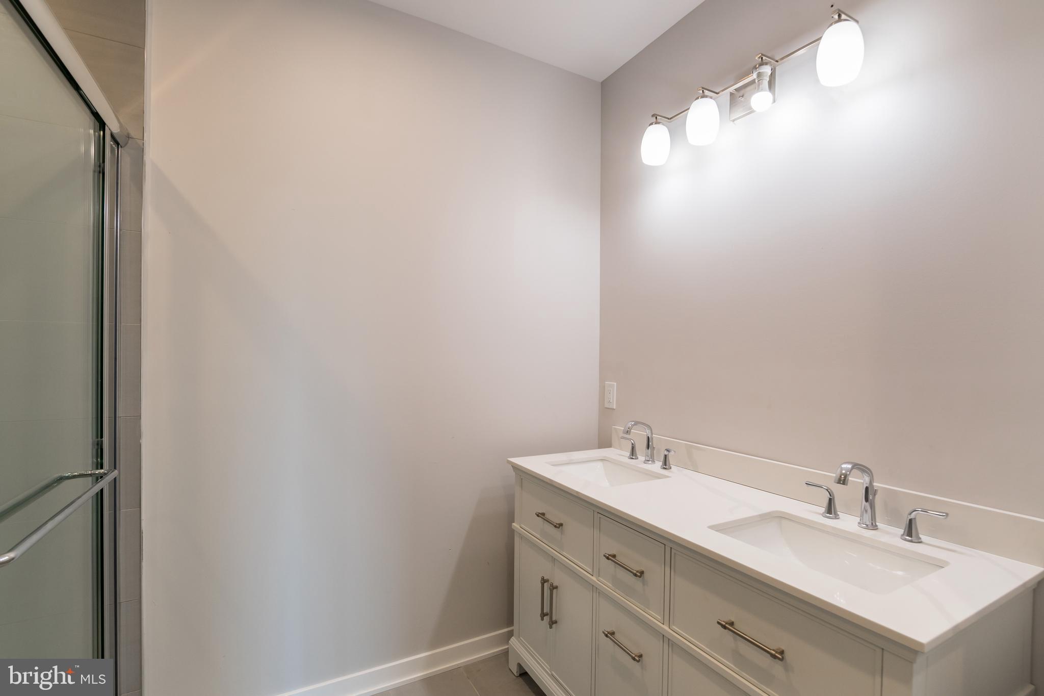 1349 S MYRTLEWOOD AVE