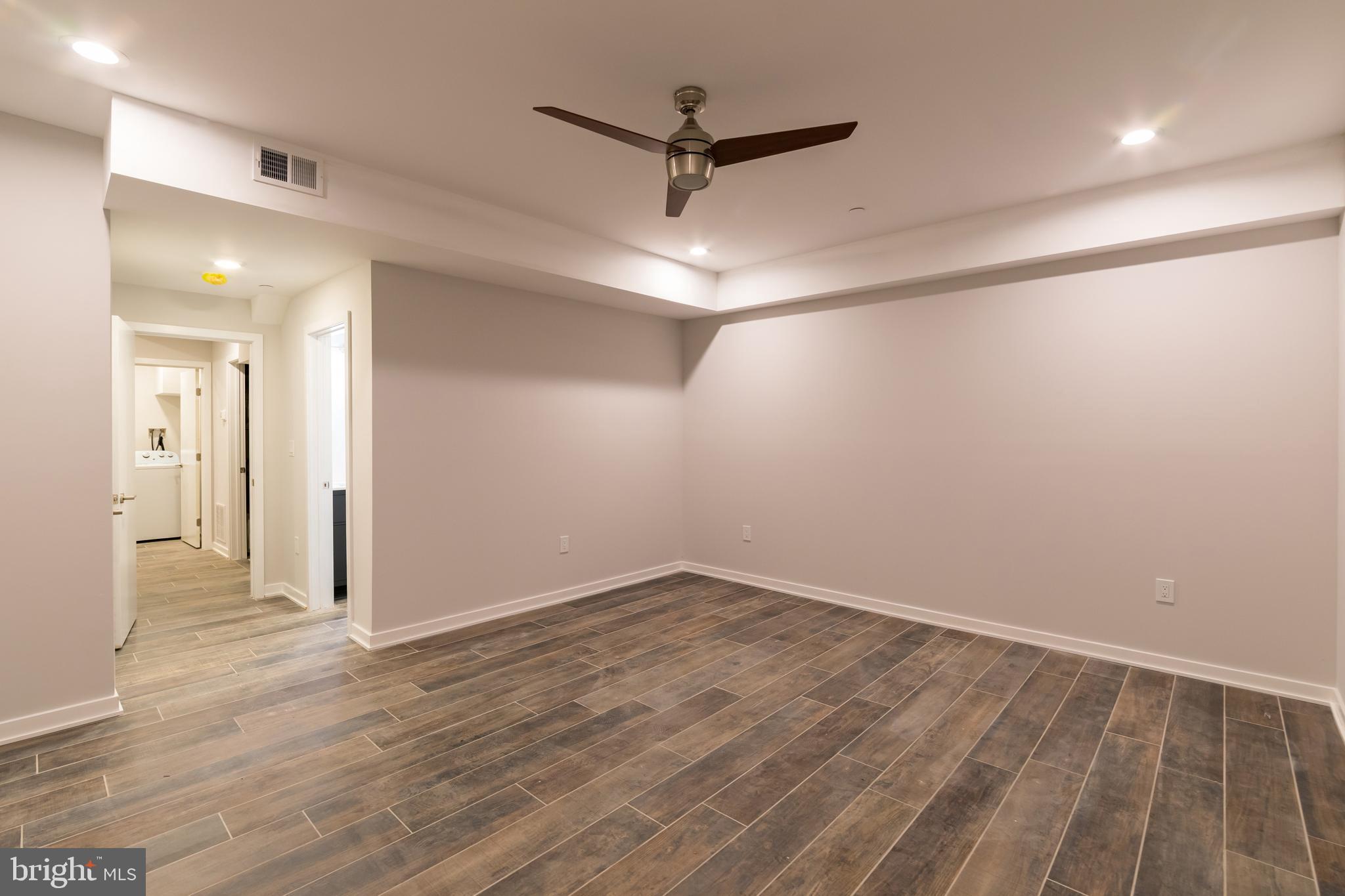 1349 S MYRTLEWOOD AVE