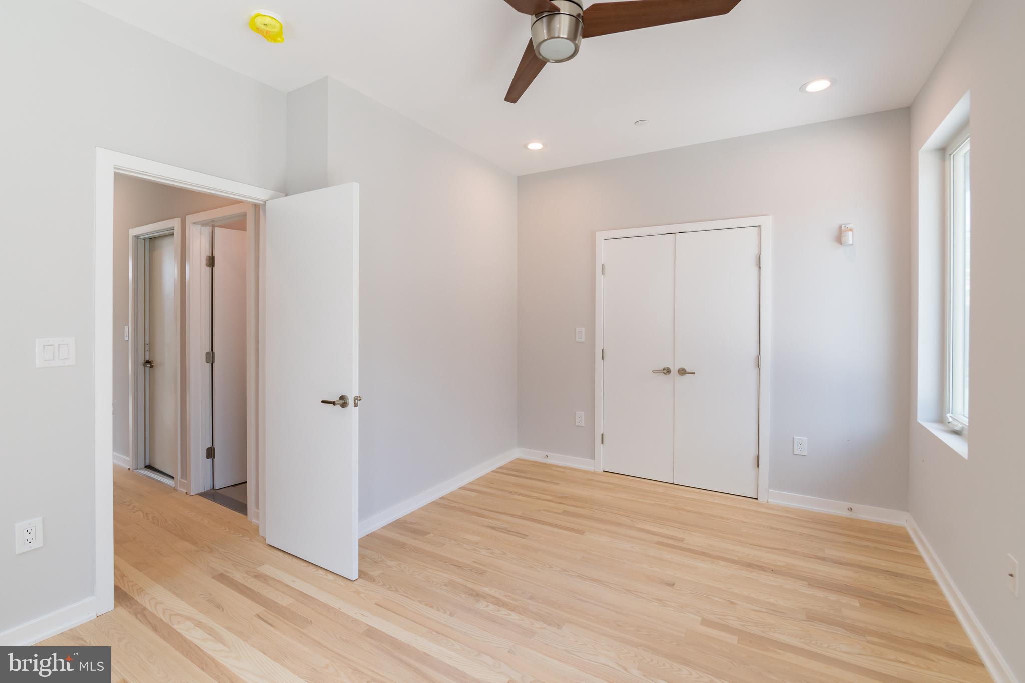 1349 S MYRTLEWOOD AVE