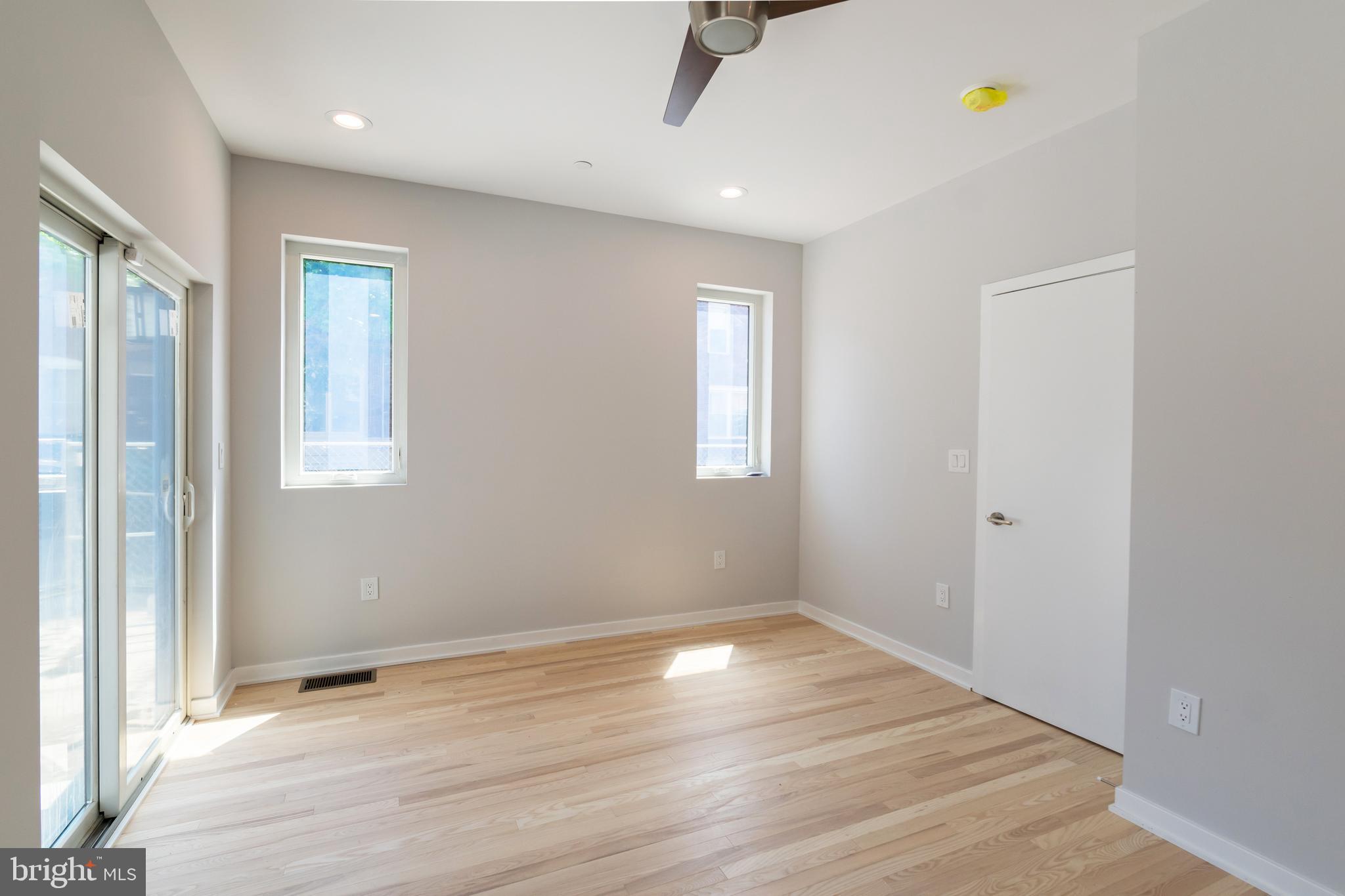 1349 S MYRTLEWOOD AVE