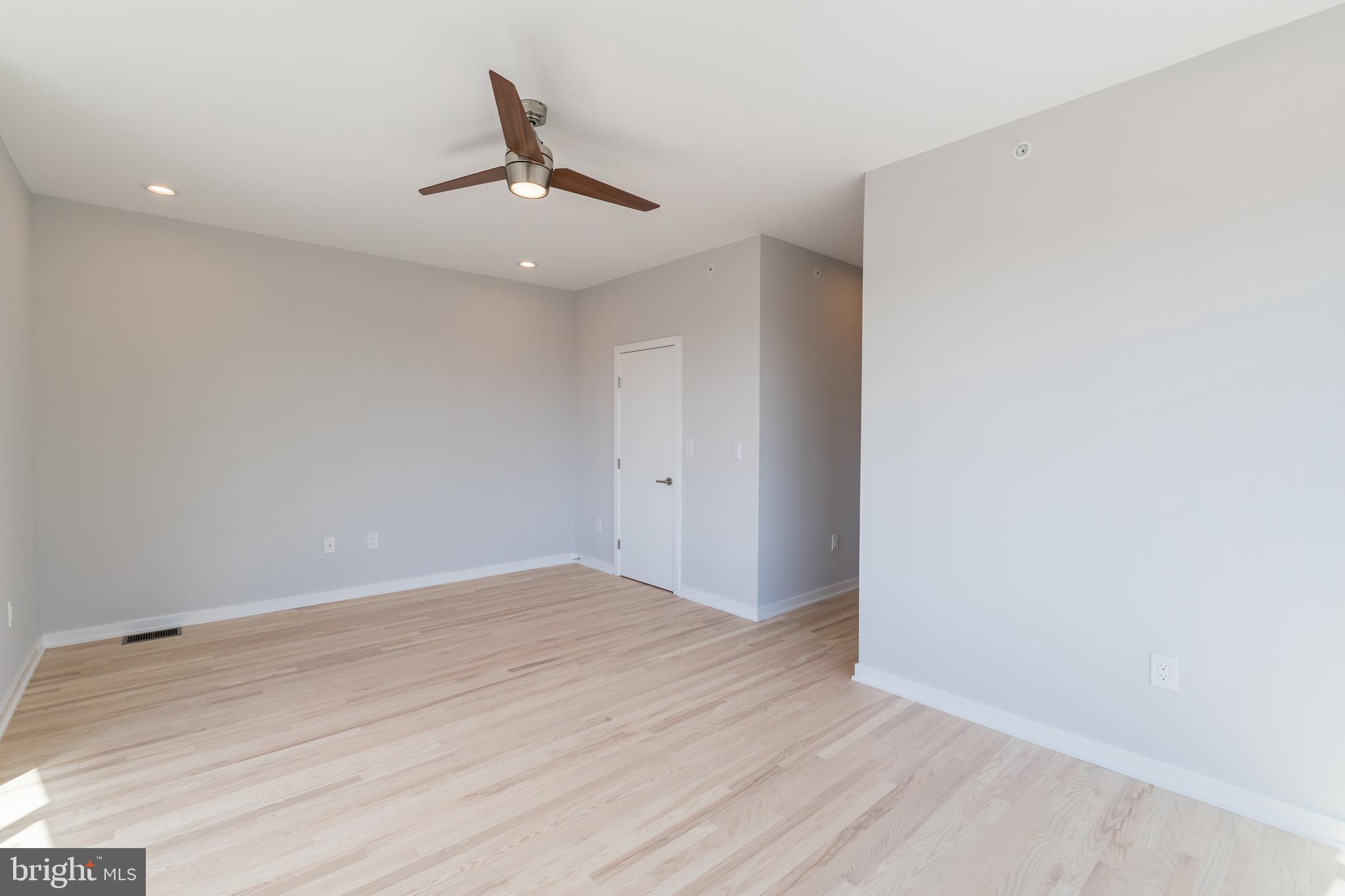 1351 S MYRTLEWOOD AVE