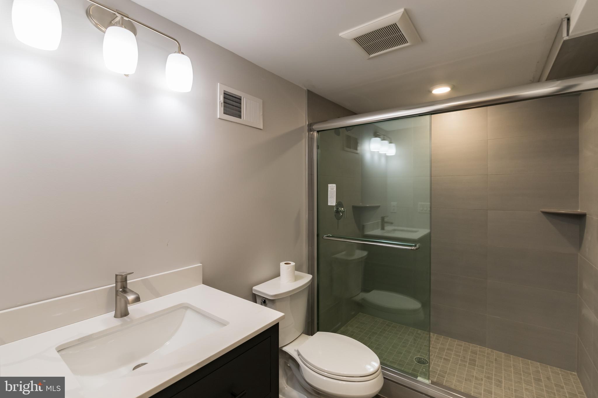 1351 S MYRTLEWOOD AVE