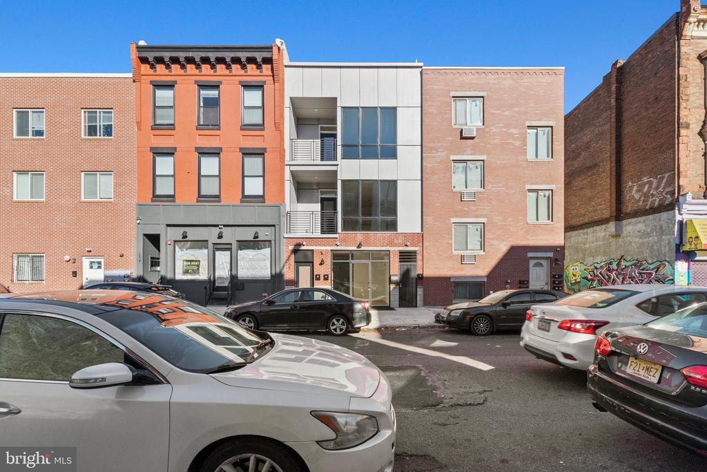 1935 CECIL B MOORE AVE #2