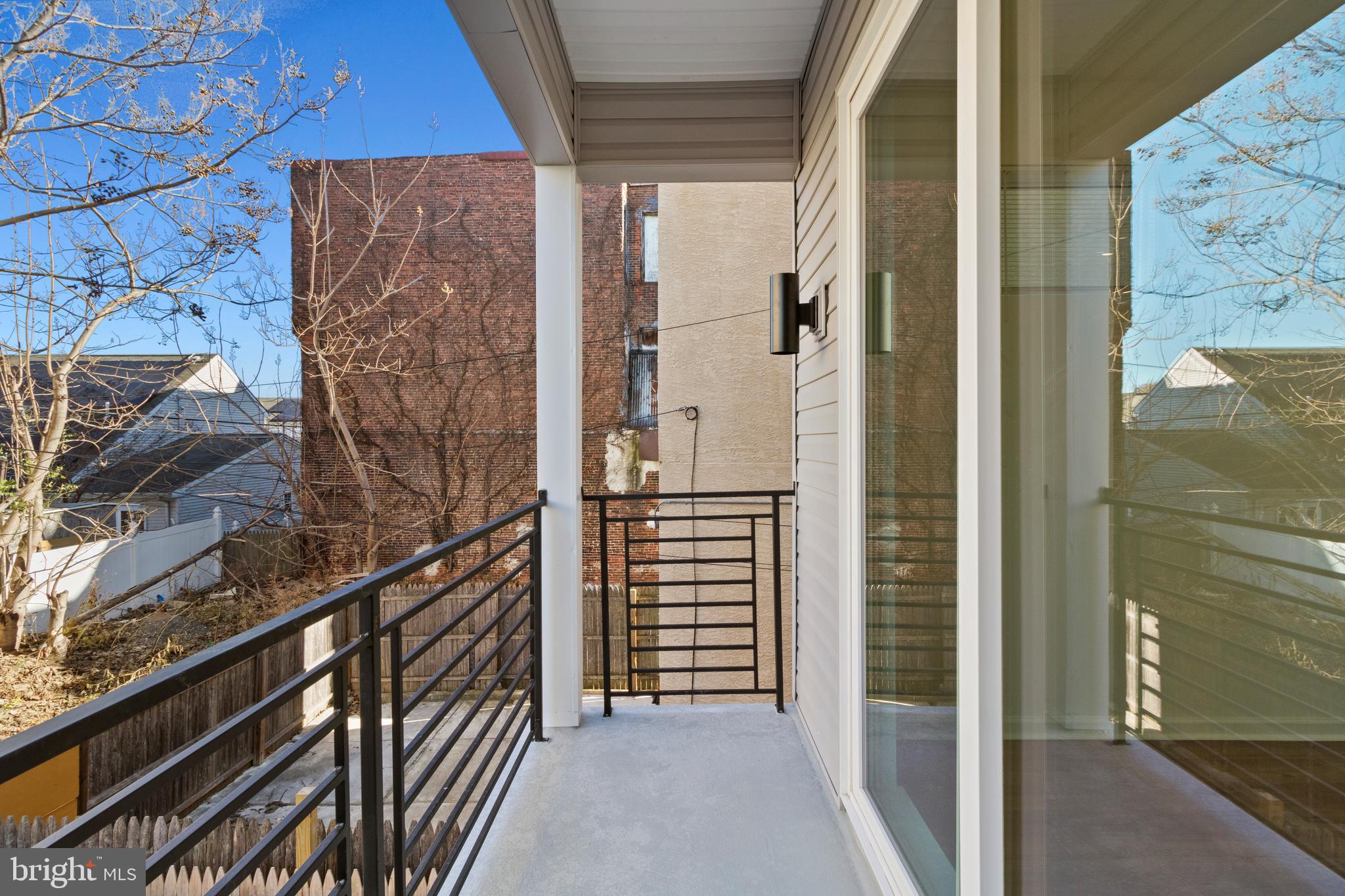 1935 CECIL B MOORE AVE #2