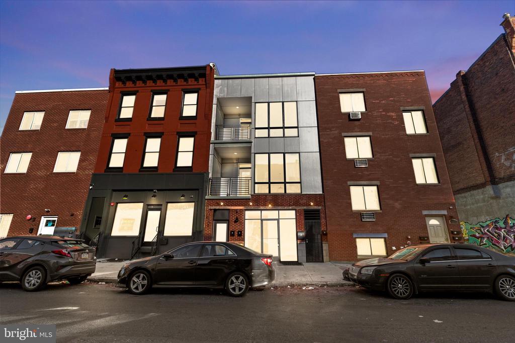 1935 CECIL B MOORE AVE #2