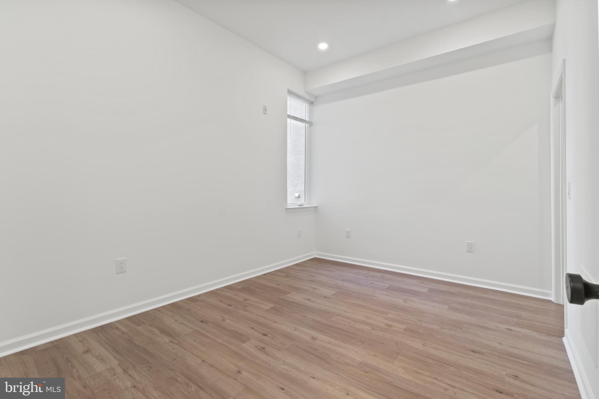 1935 CECIL B MOORE AVE #2