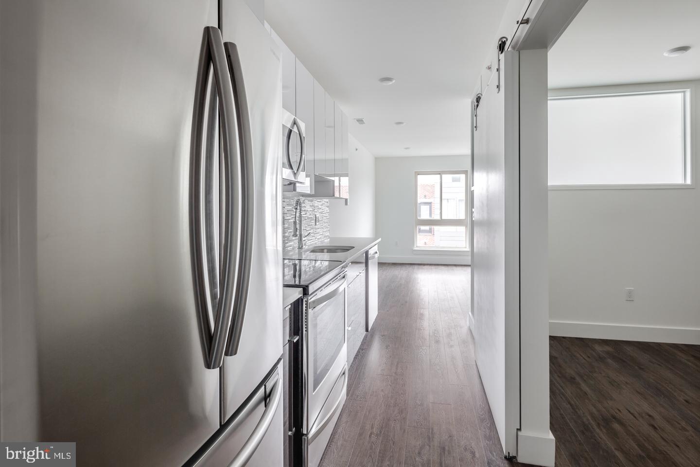 1155 S 15TH ST #UNIT 306