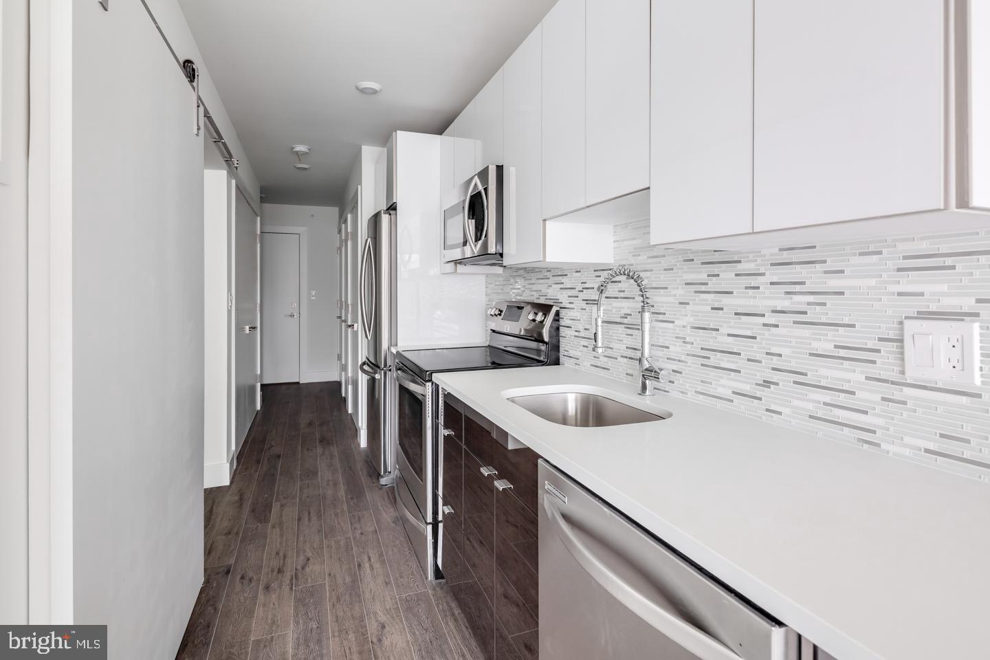 1155 S 15TH ST #UNIT 306