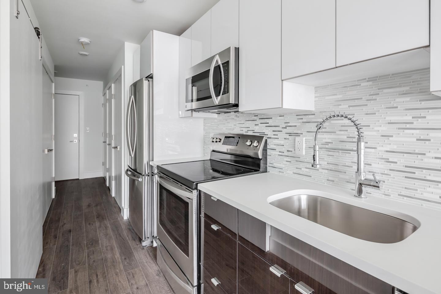 1155 S 15TH ST #UNIT 306