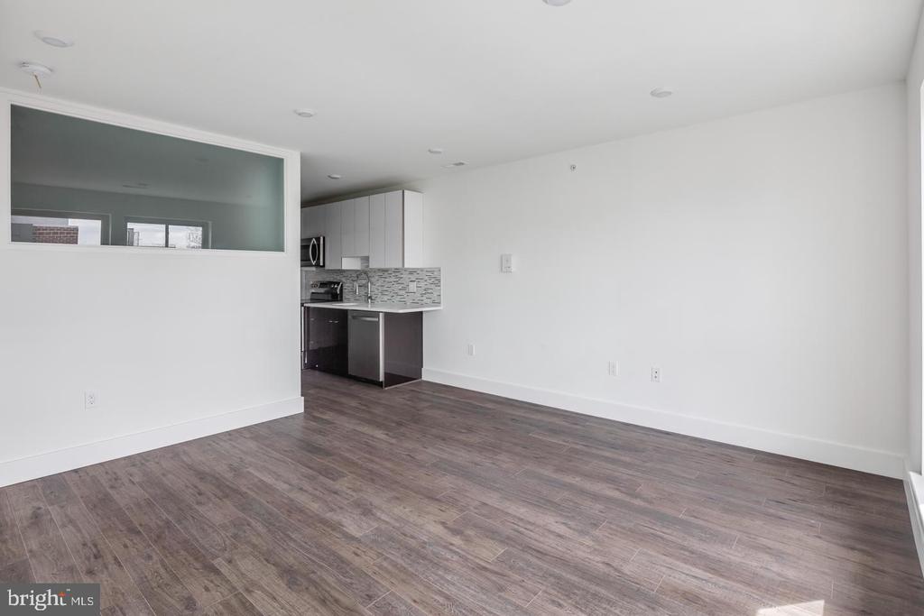 1155 S 15TH ST #UNIT 306