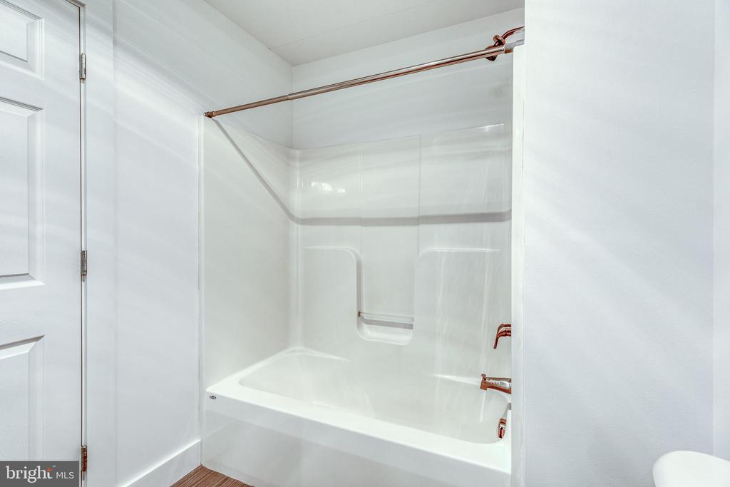 4122 HAVERFORD AVE #UNIT 6