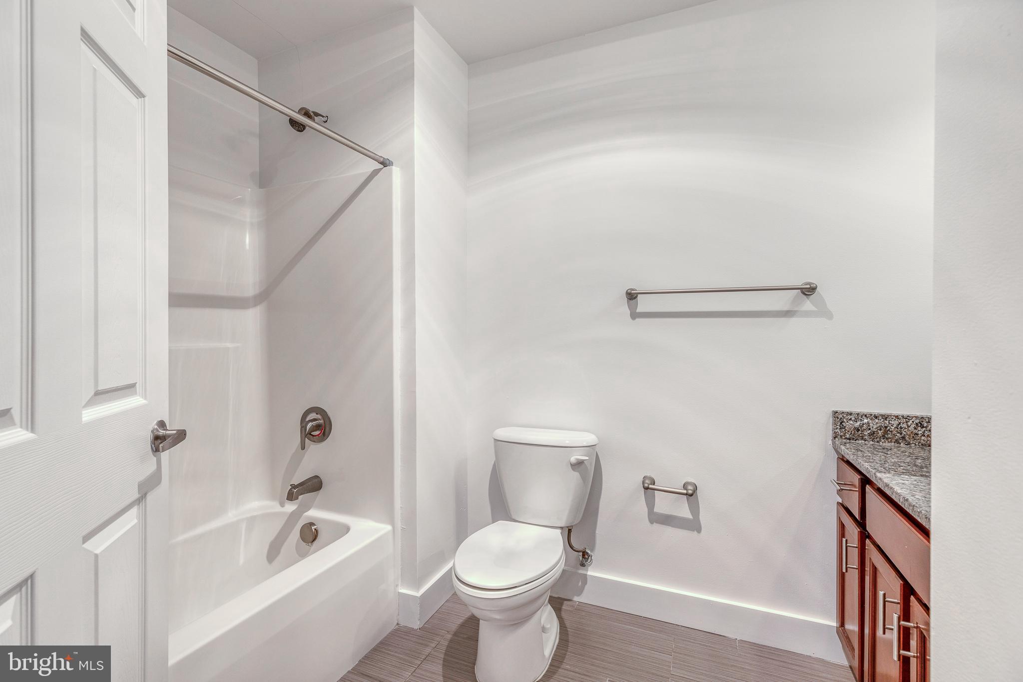 4122 HAVERFORD AVE #UNIT 6