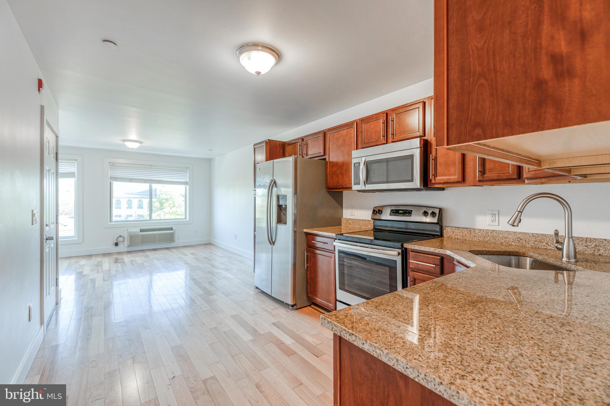 4122 HAVERFORD AVE #UNIT 6