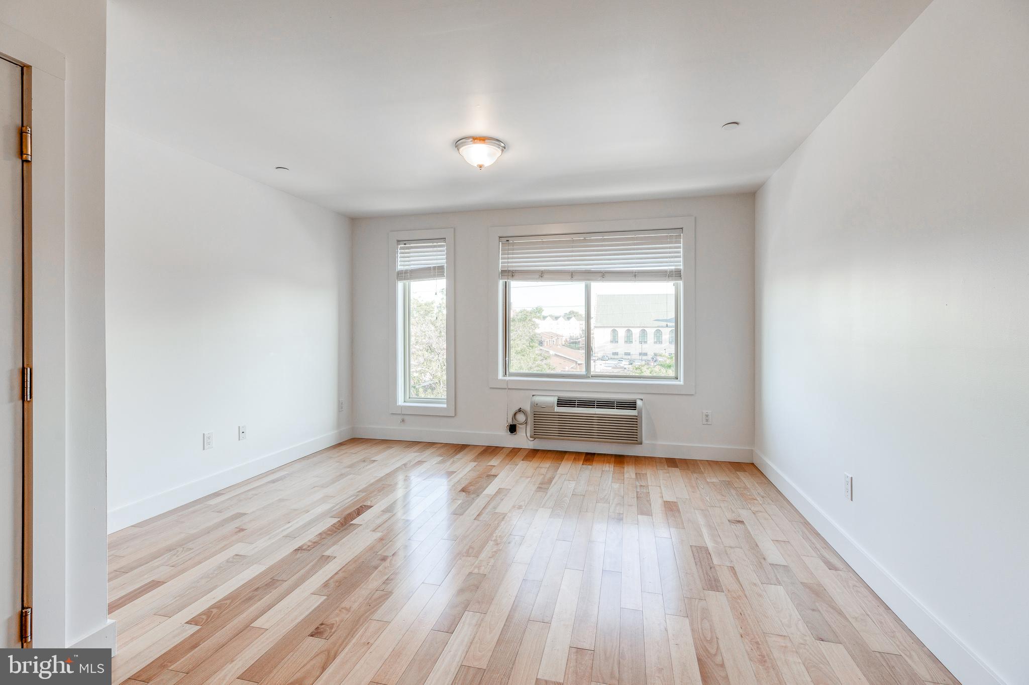 4122 HAVERFORD AVE #UNIT 6