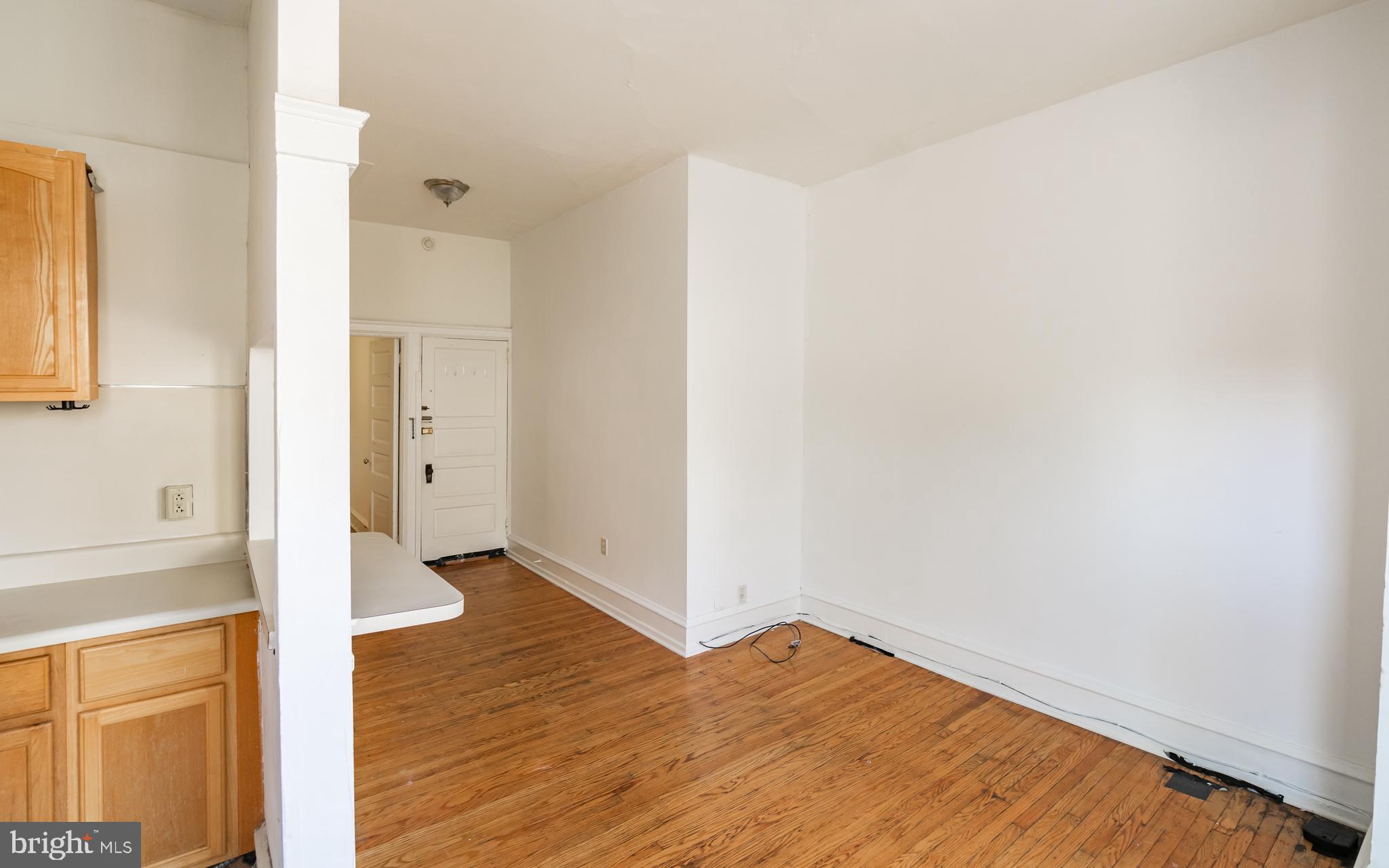 4244 SPRUCE ST #UNIT 2F