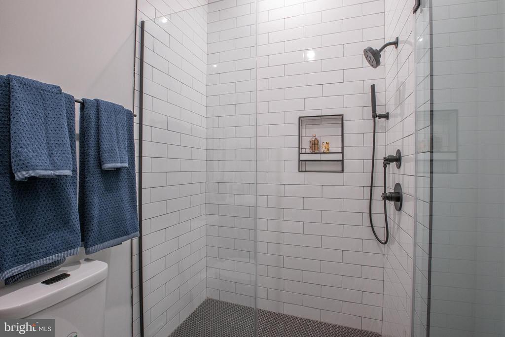 2940 W THOMPSON ST #UNIT 306