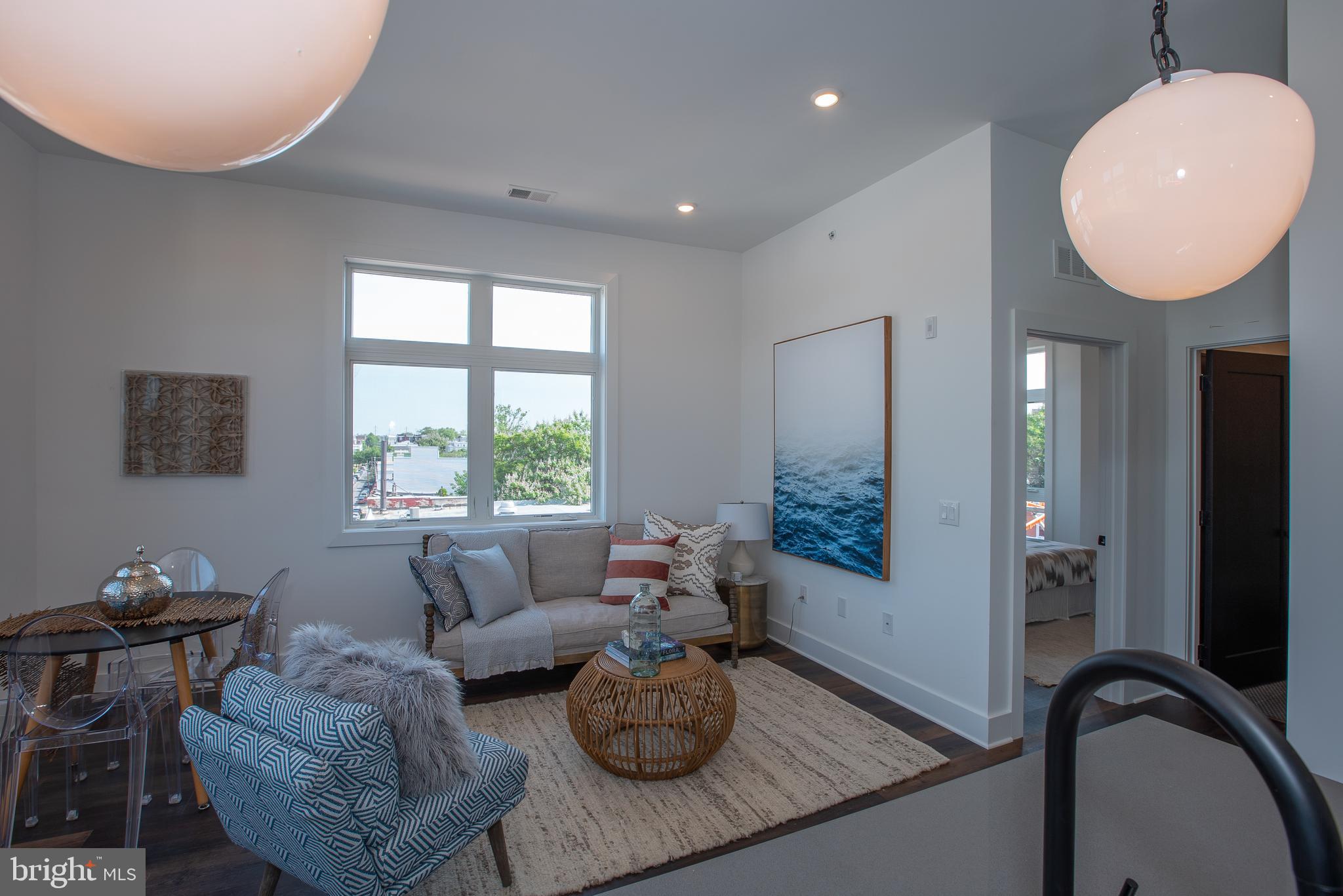 2940 W THOMPSON ST #UNIT 402