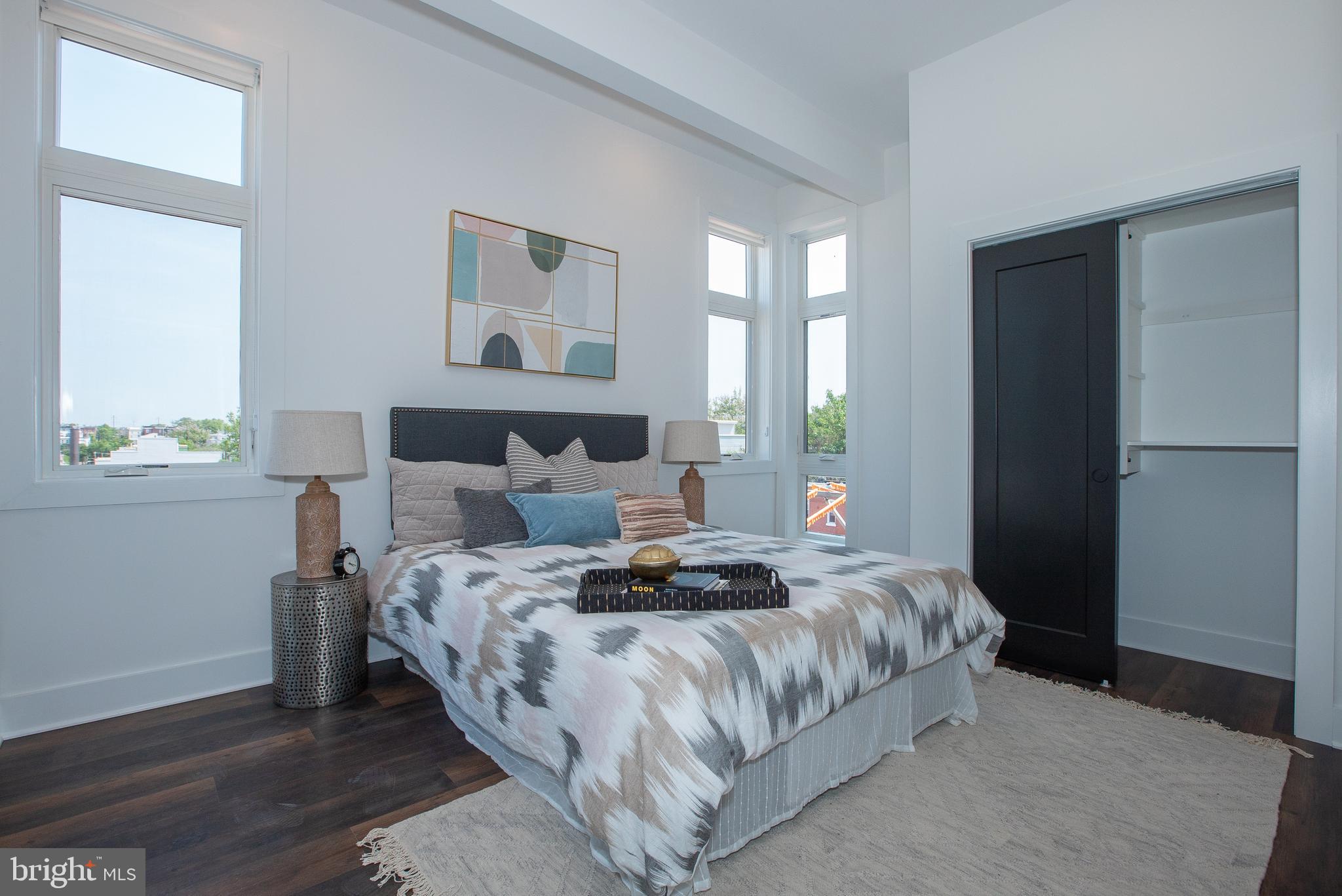 2940 W THOMPSON ST #UNIT 402